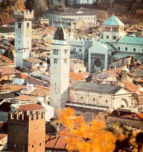 Trento, veduta dall'alto del duomo